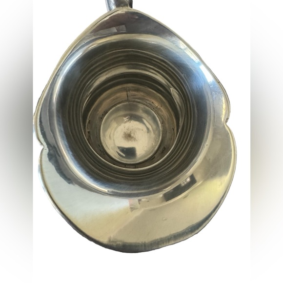 REED & BARTON Palace Garden Collection Pitcher - Picture 5 of 6